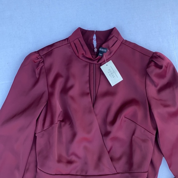 New GUESS Maddie Keyhole Dress - Picture 4 of 6